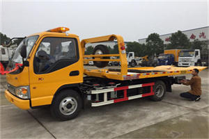 广元哪里有拖车服务