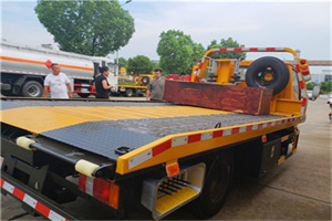 广元附近拖车电话号码服务